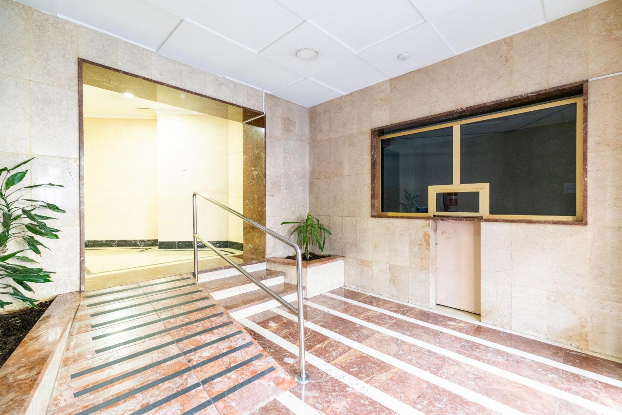 Tuguest Neptuno Apartment Гранада Экстерьер фото